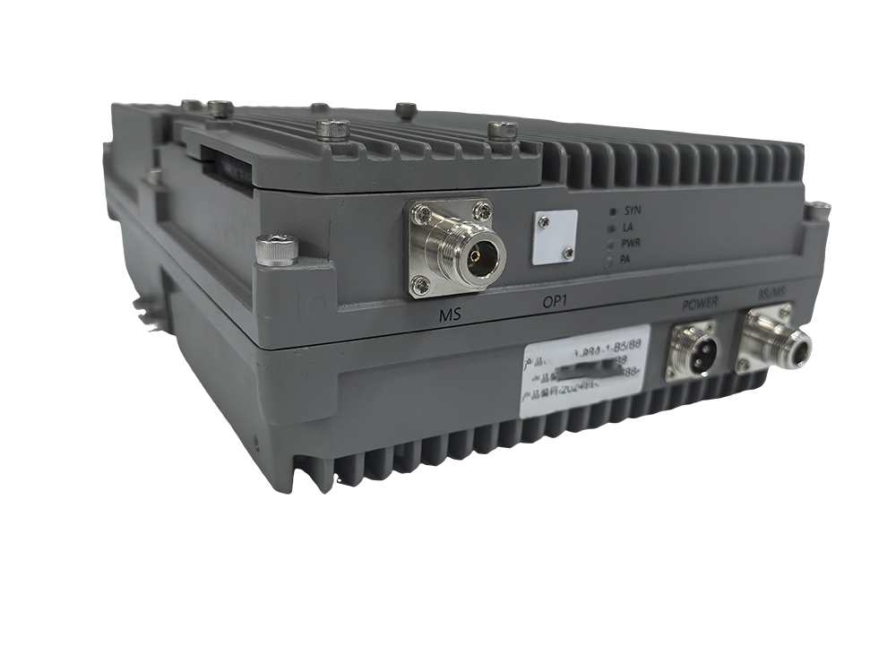  保德三频手机信号接收器2000㎡